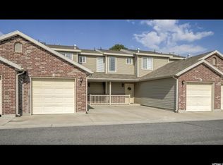 652 W 800 N APT 6, Clinton, UT 84015