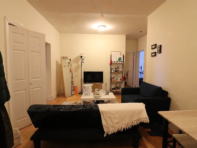 62 Egmont St #5 — Photo 8