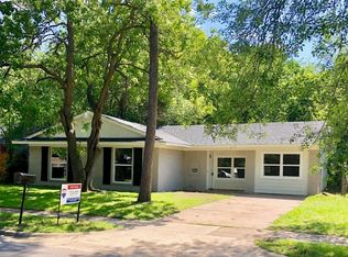 1207 Ann Dr, Ennis, TX 75119