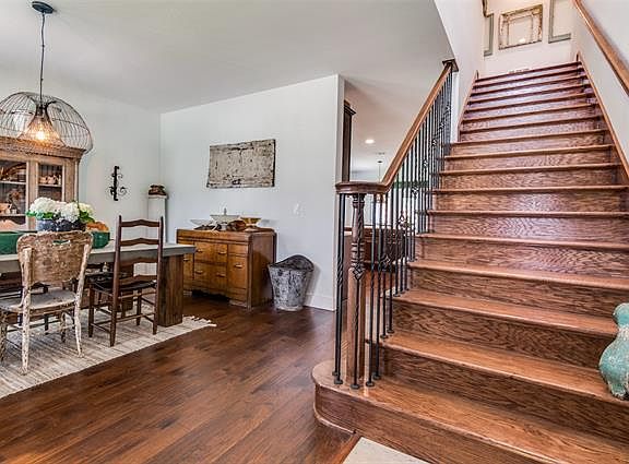 4th image of 409 Peninsula Dr