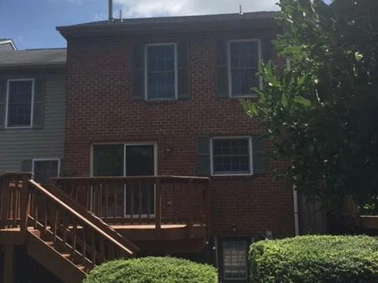 2434 Dunmore Ct — Photo 24