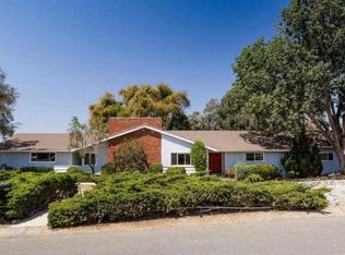 127 Cerro Crest Dr, Camarillo, CA 93010