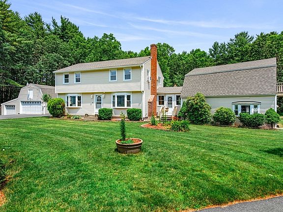 2nd image of 91 Ronald Dr