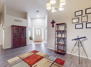 1025 12th St SE, Rio Rancho, NM 87124