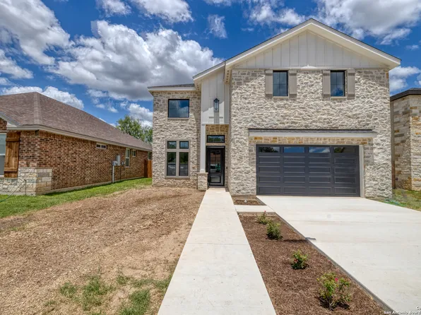 6 Rio Seco, Uvalde, TX 78801