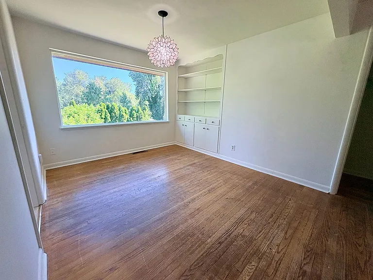2480 S Edmunds St — Photo 10