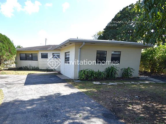 2nd image of 100 NW 192nd St