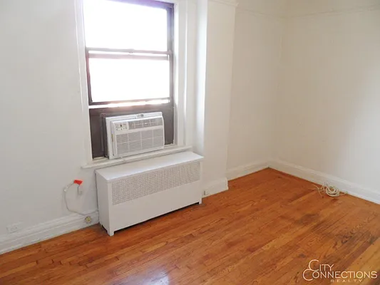 Rented by City Connections Realty | media 20