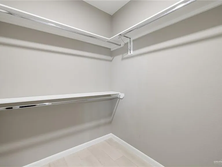2202 N Hester St #3 — Photo 8