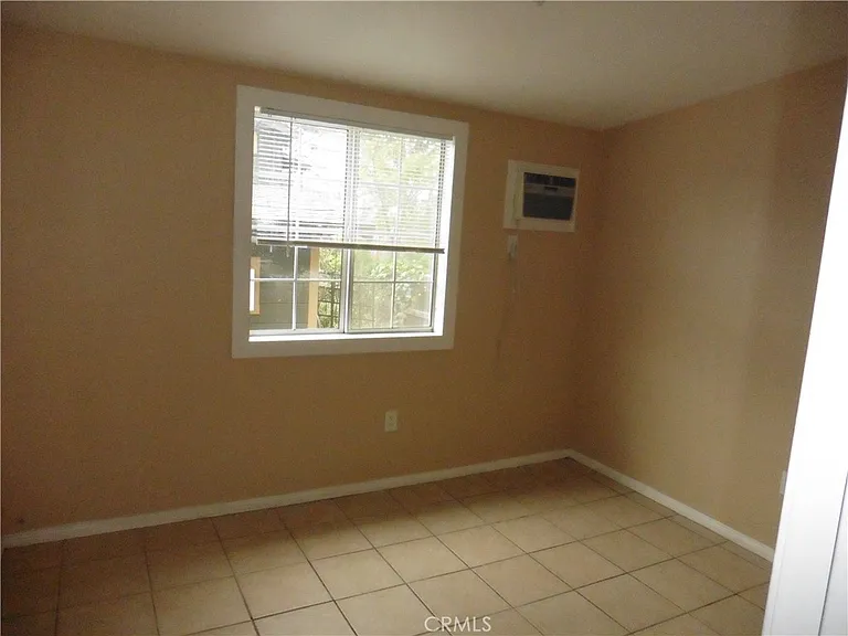 357 Auburn Ave — Photo 5