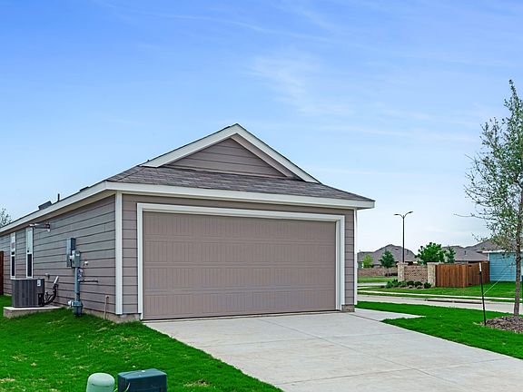 5th image of 7109 Gray Wolf Ln