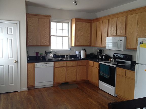 2nd image of 1727 Idlewood Ave