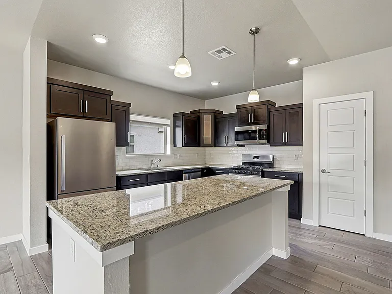 14740 Mike A Mendoza Ave — Photo 19