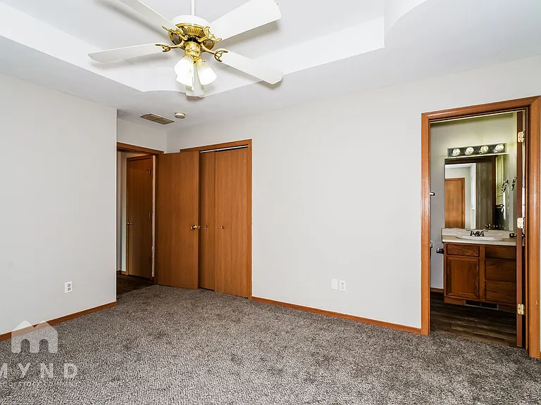 678 N Elder Ave — Photo 12
