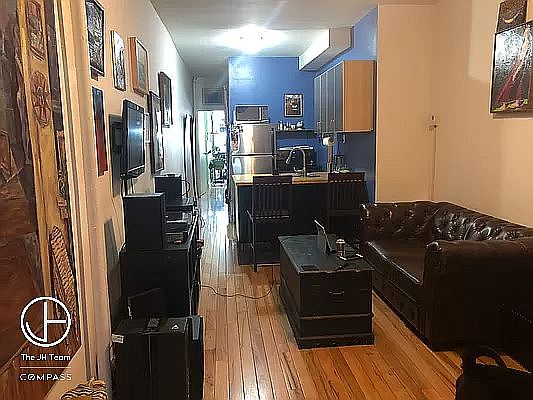 2nd image of 309 Troutman St APT 1R