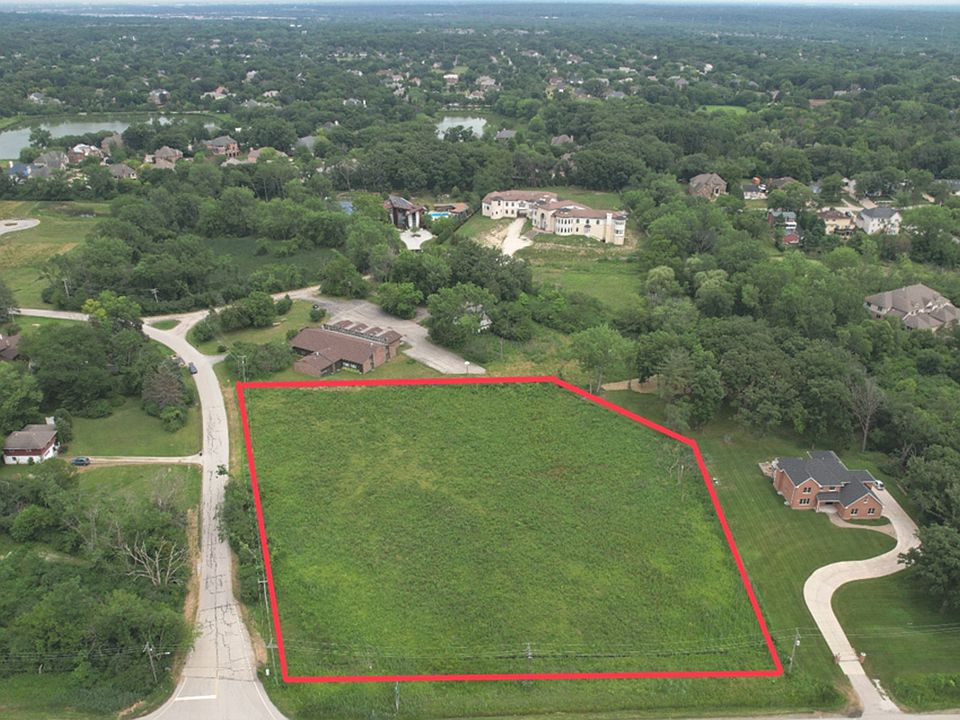 1st image of 8601 Meadowbrook Dr