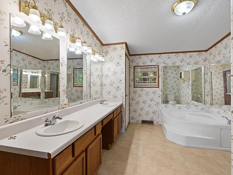 24609 Sheep Hollow Trl — Photo 3