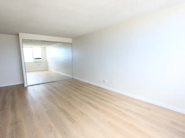 98-288 Kaonohi St APT 2904, Aiea, HI 96701