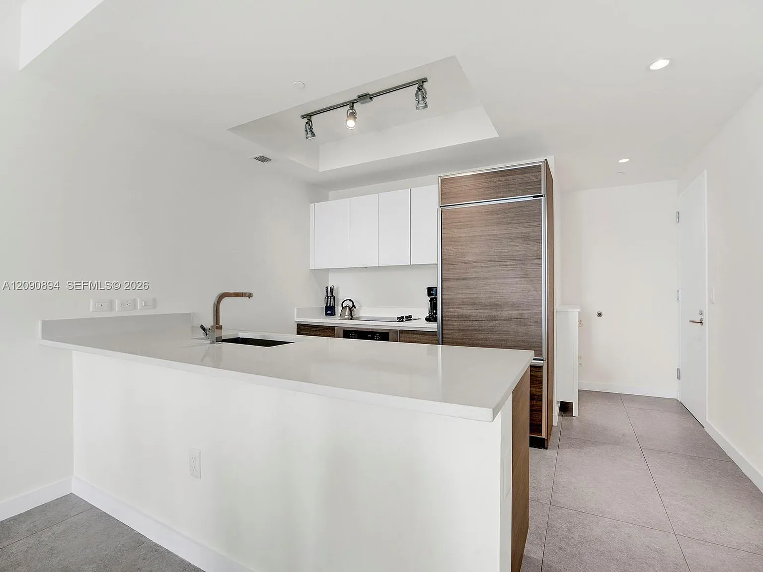1100 Millecento Residence — Photo 4