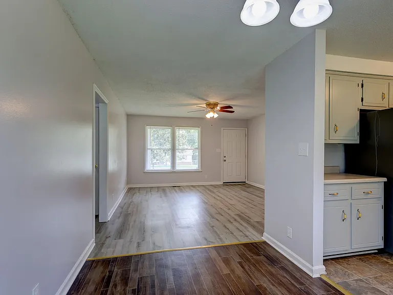 204 Bob White Dr — Photo 15
