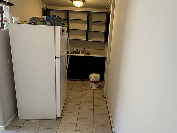 2nd image of 10027 N 13th Pl #2