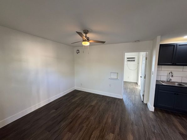 110 Gennaro Pl APT I