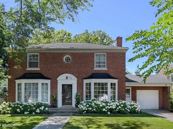 838 Indian Rd, Glenview, IL 60025