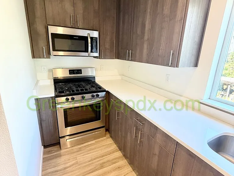 12117 SE Pardee St — Photo 7
