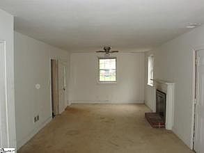 3rd image of 2 Woodmont Ln