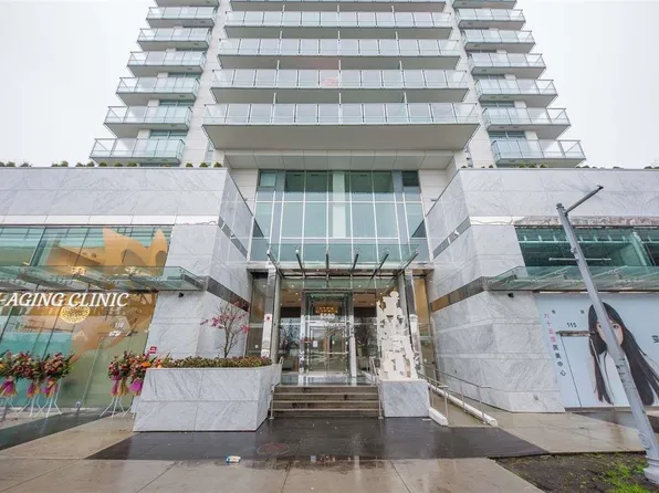 5580 No 3 Rd #1102, Richmond, BC V6X 0R8