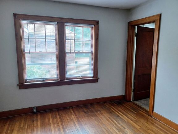 4th image of 910 N Coolidge Ave #914-4