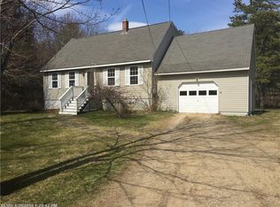 36 Woodside Dr, Kennebunk, ME 04043