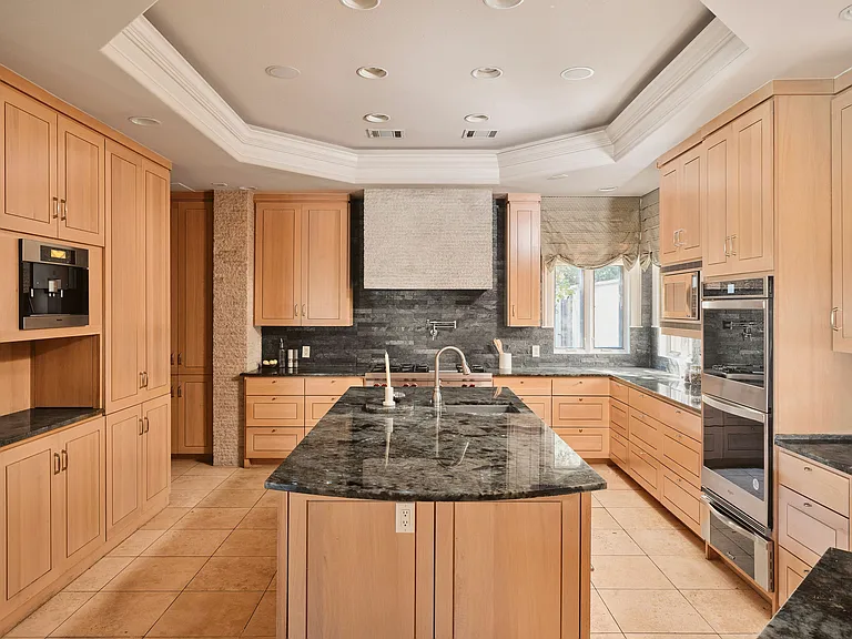 2705 Island Ledge Cv — Photo 7