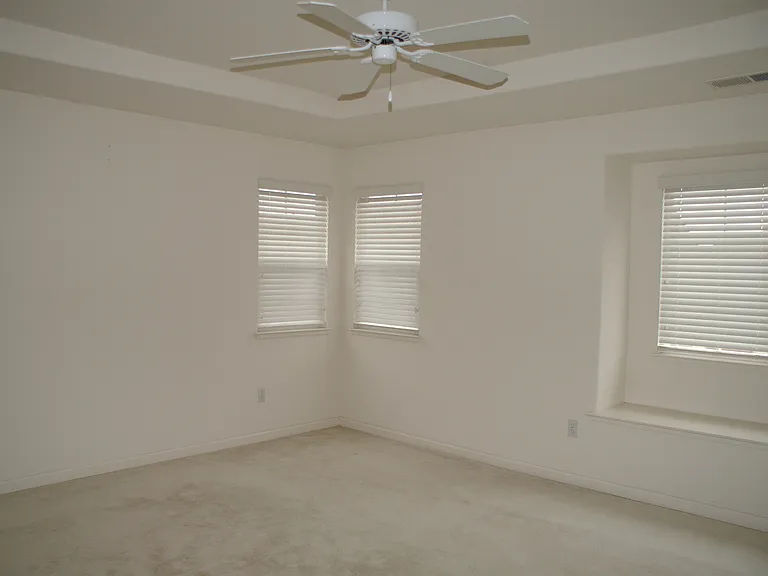 34502 Jasmine Ct — Photo 10