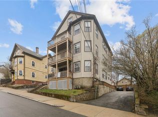 17 Evergreen St, Providence, RI 02906