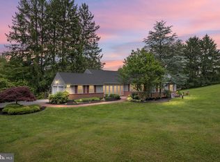 10 Old Orchard Ln, Chadds Ford, PA 19317