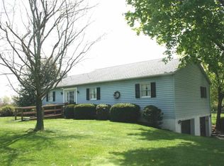 1010 W Spring Valley Rd, Wellsville, PA 17365
