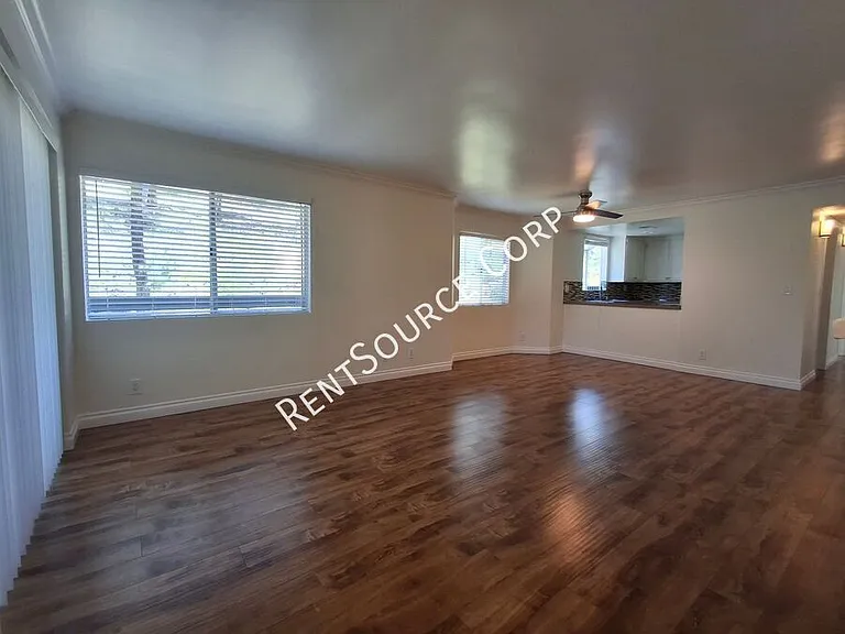 26901 Rainbow Glen Dr #643 — Photo 3