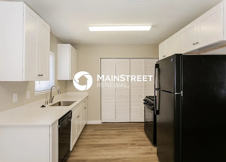 2308 Revere St — Photo 5