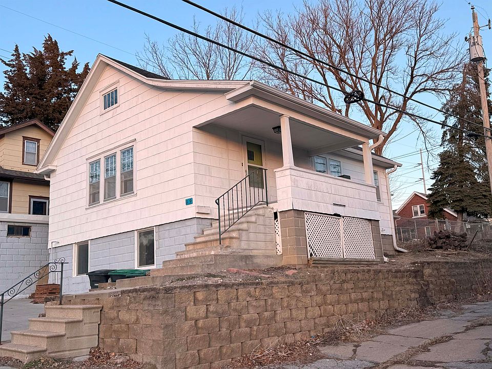 1st image of 1109 S 61st St