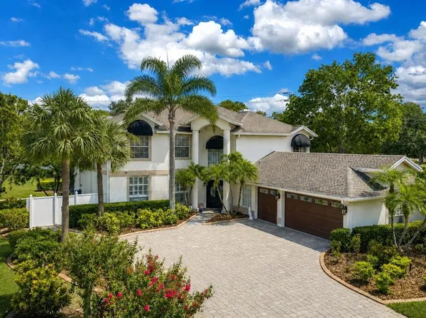10127 Vista Pointe Dr, Tampa, FL 33635