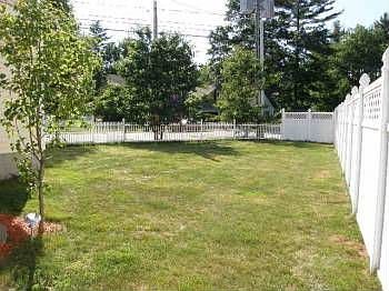 4th image of 44 S Curtisville Rd