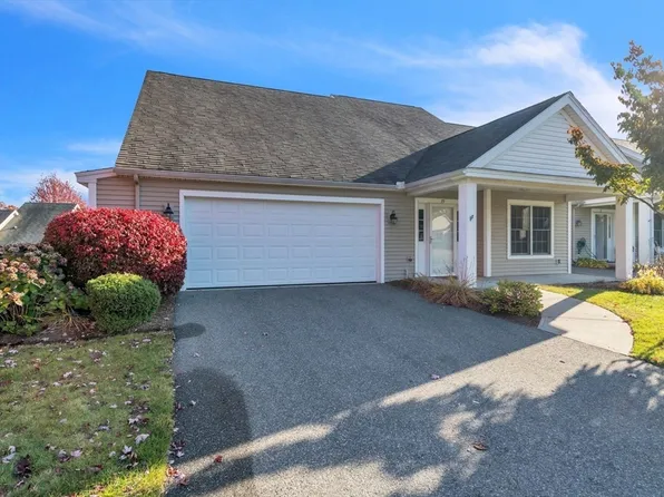 39 Cherry Dr Unit 39, Wilbraham, MA 01095