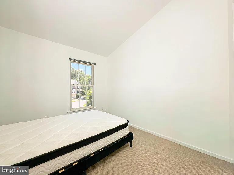 7822 Quill Point Dr — Photo 17