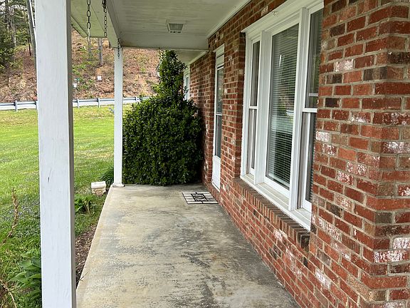 3rd image of 113 Union Valley Rd