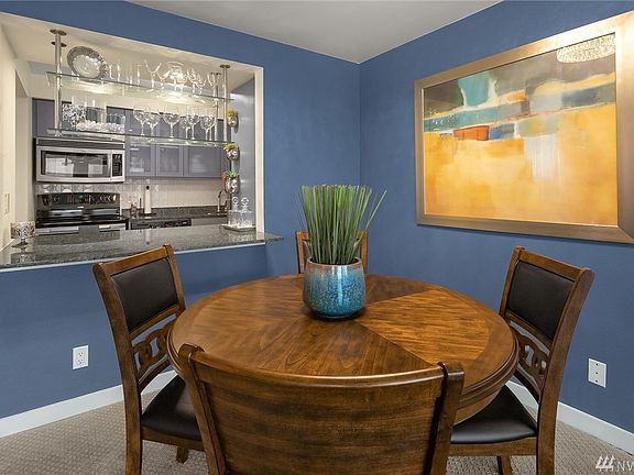 5th image of 701 122nd Ave NE APT 303