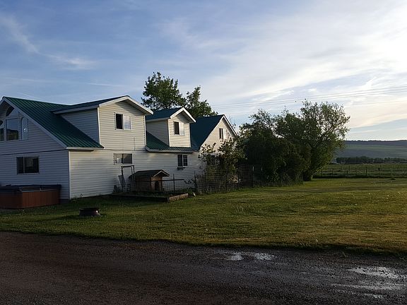 3rd image of 1190 Highway 241