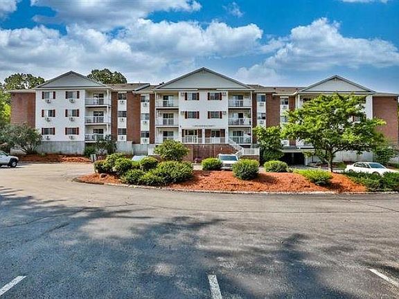 2nd image of 490 River Road #31