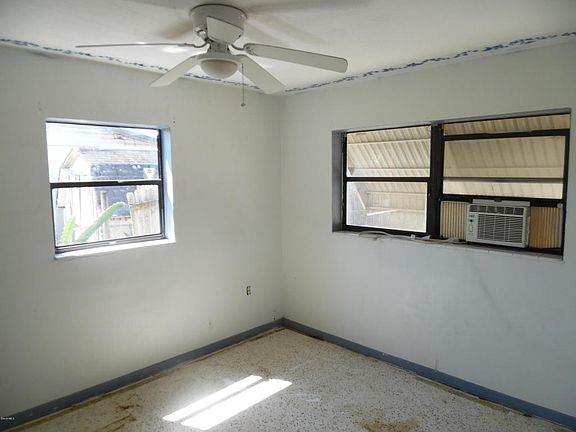 4th image of 265 Melaleuca Dr