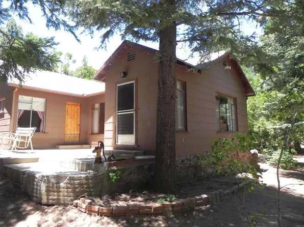 733 Boiling Springs Rd, Pine Valley, CA 91962